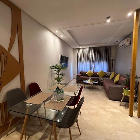 Bel Appart+2 Room+Wifi+Gare Casa Voyageur+Tram Casablanca Exteriör bild