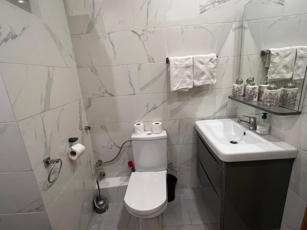 Bel Appart+2 Room+Wifi+Gare Casa Voyageur+Tram Casablanca Exteriör bild