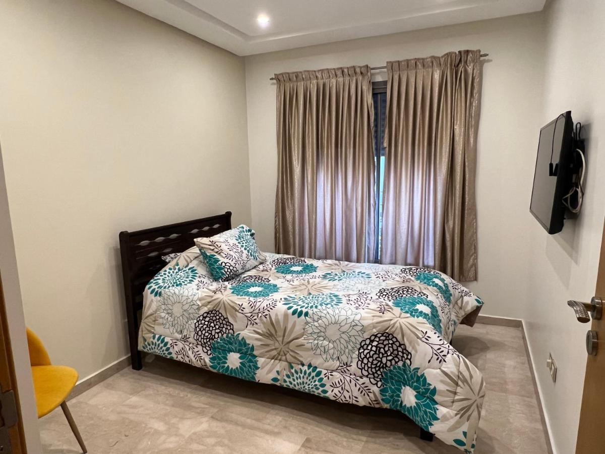 Bel Appart+2 Room+Wifi+Gare Casa Voyageur+Tram Casablanca Exteriör bild