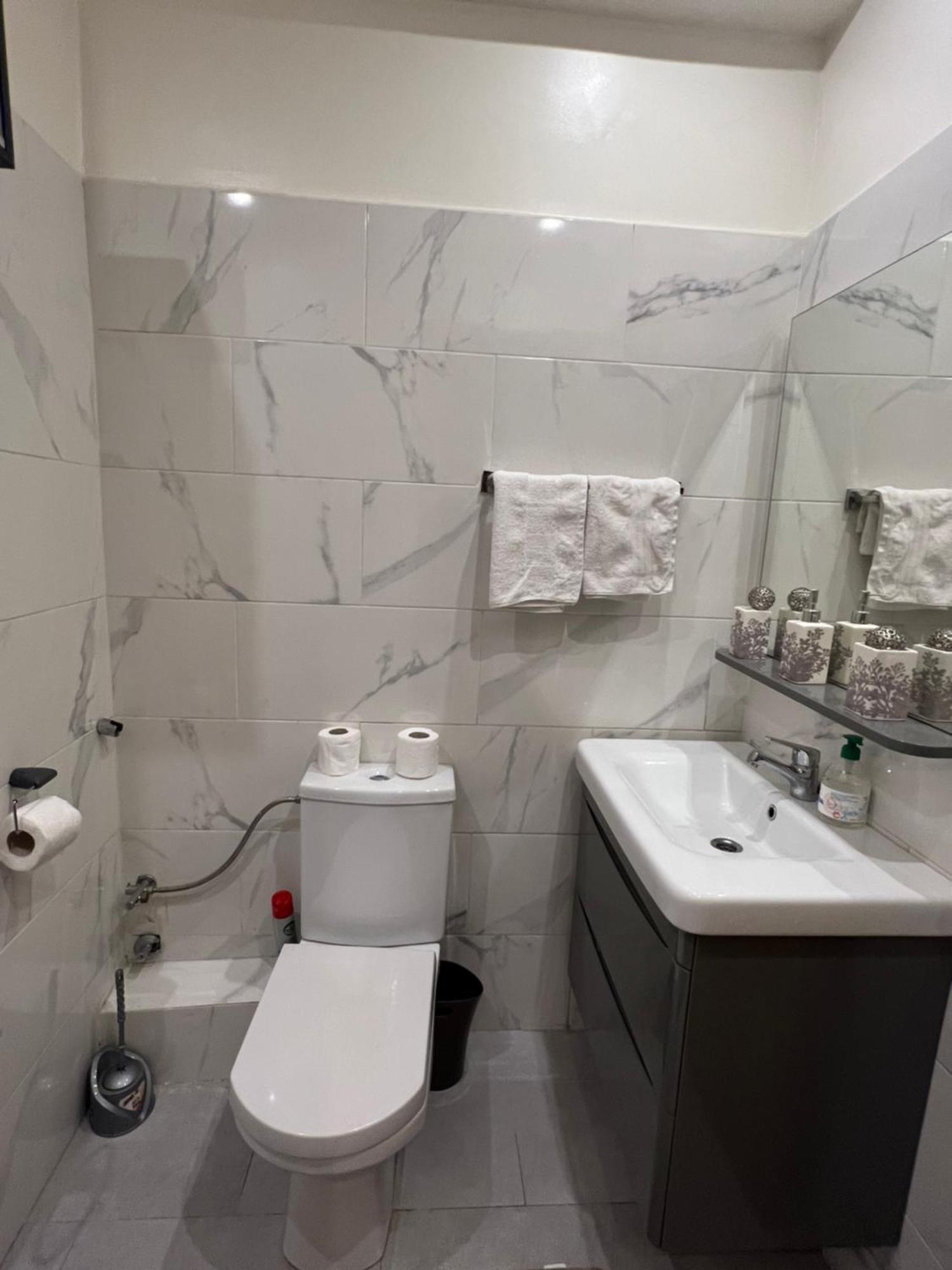 Bel Appart+2 Room+Wifi+Gare Casa Voyageur+Tram Casablanca Exteriör bild